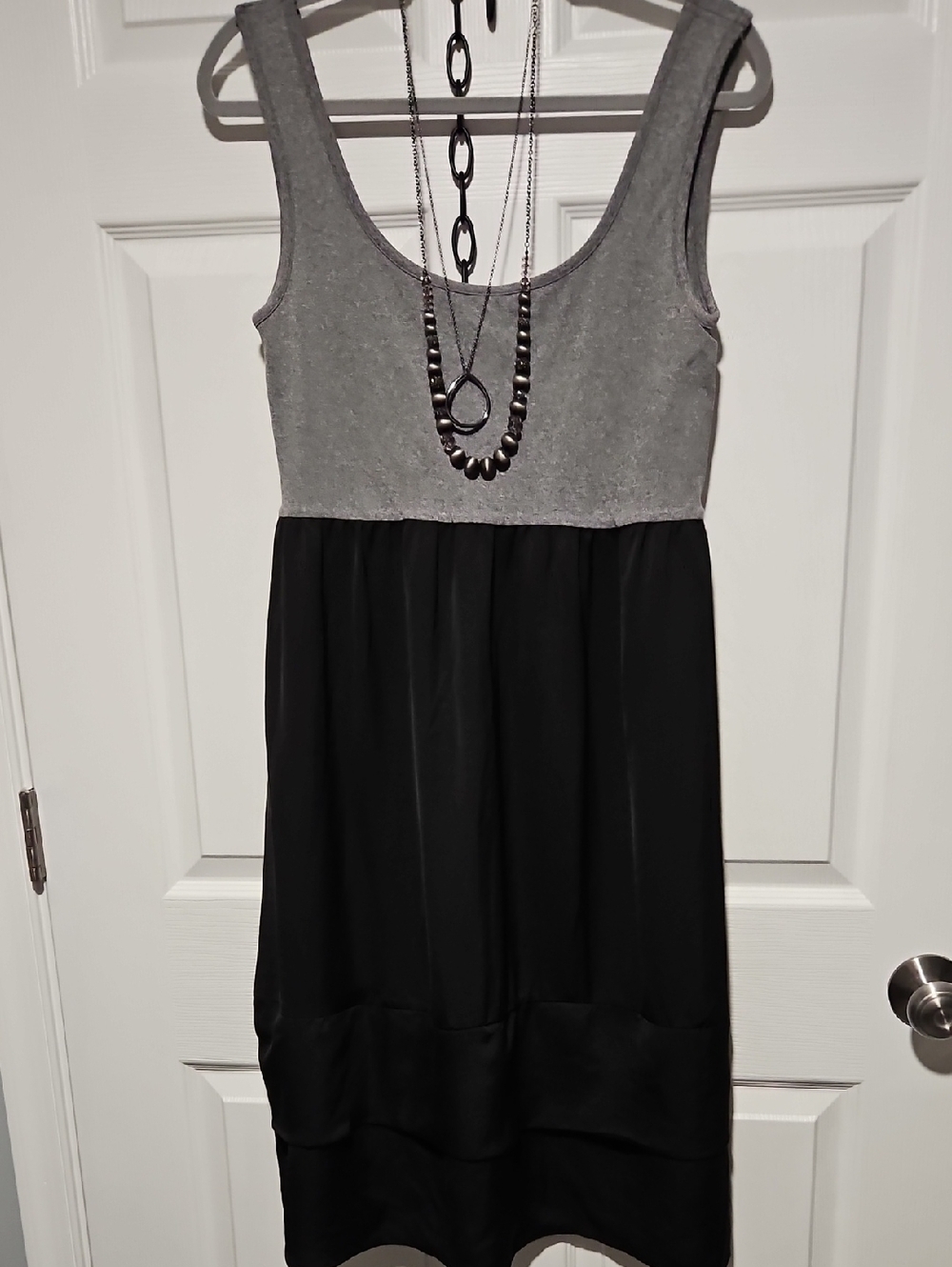 Massimo Two-Tone Sleeveless Midi Dress in Gray and Black